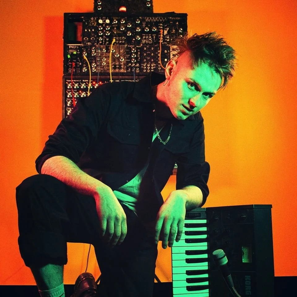 The UK 2026: Look Mum No Computer with ‘Eins, Zwei, Drei’