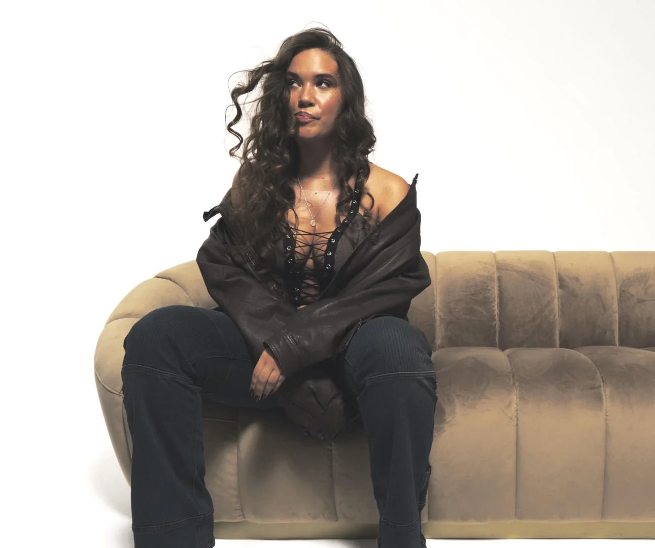 Poland 2026: Alicja with ‘Pray’