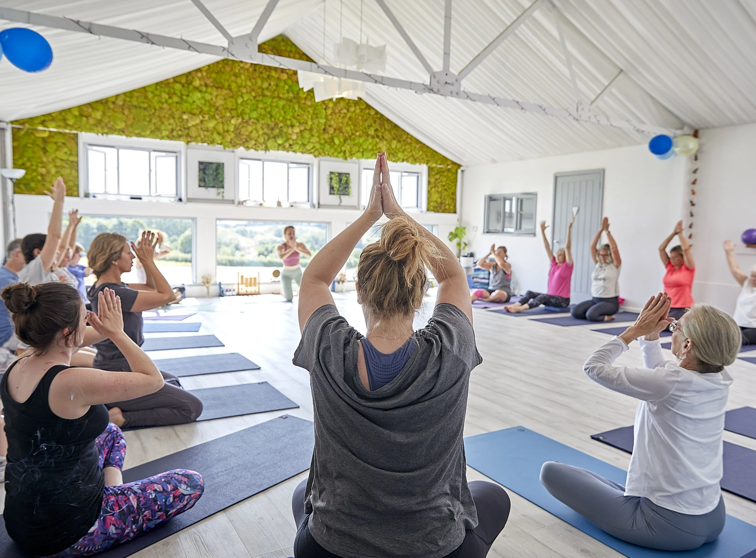 Victoria_Cook_Photography_Yoga (2).jpg