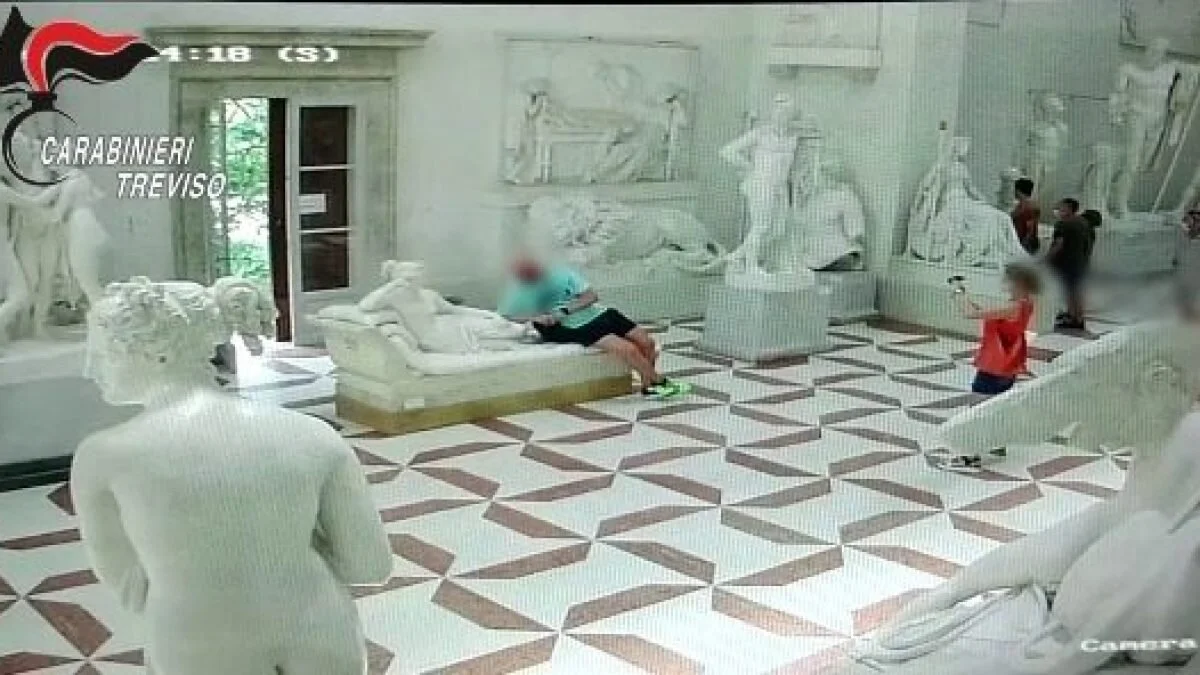 Stepping on Canova’s Toes