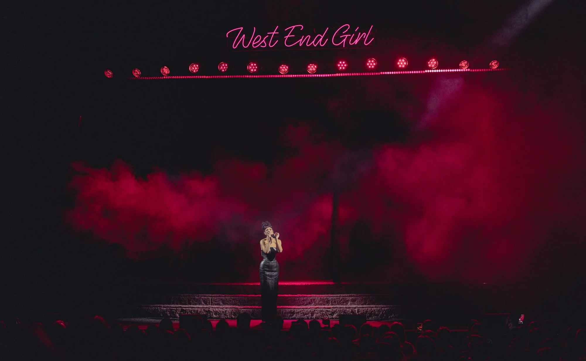 Lily Allen Performs West End Girl — Concert Tour