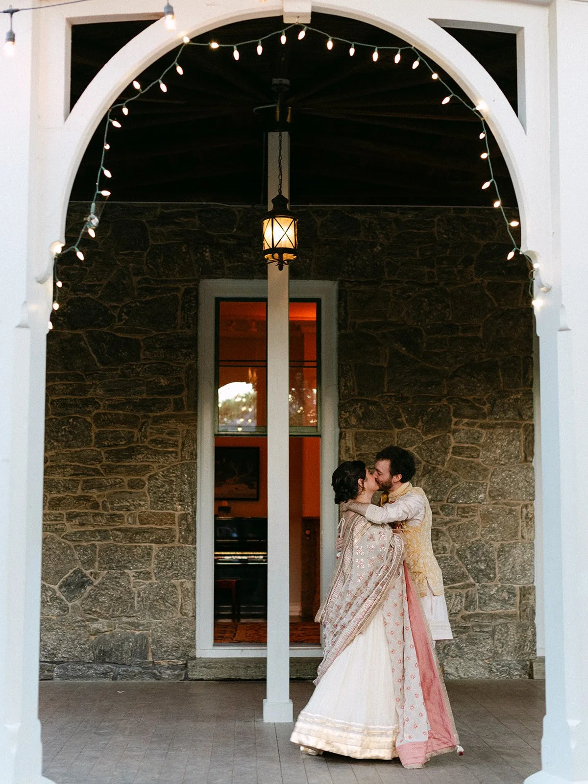 -L&D Wedding Photos 640.jpg