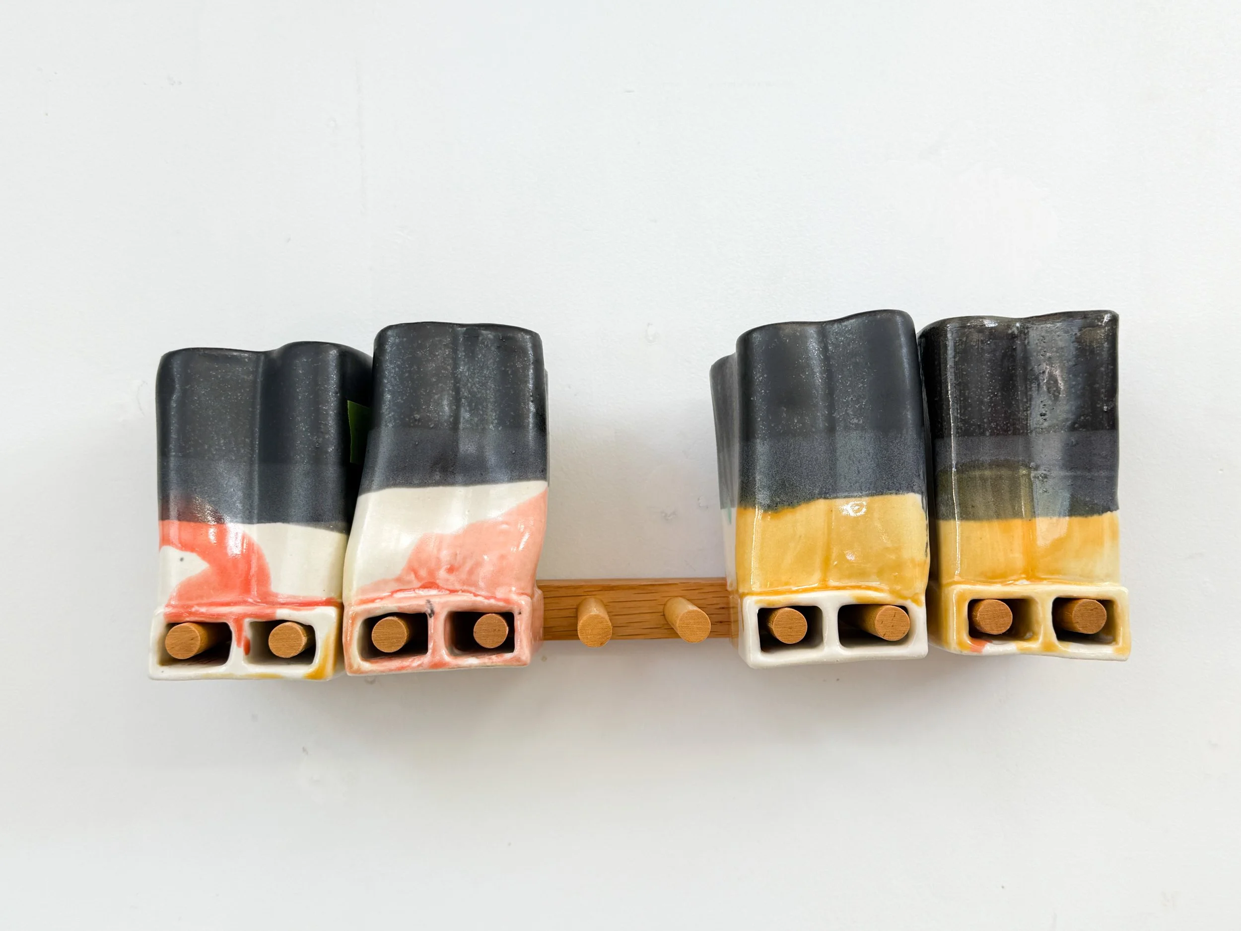 Extruded cup set #6_rackB.jpg