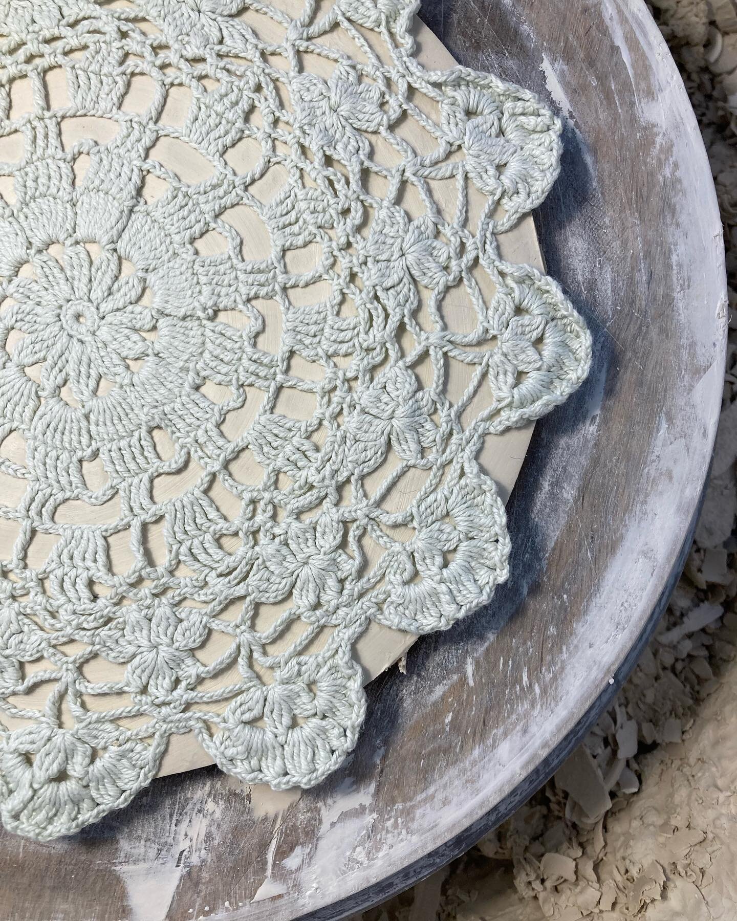 #undimmerwieder#circles#doilys#jarporzellan#simple#andpure#fischergasse#lindauinsel#porcelaine#ceramics