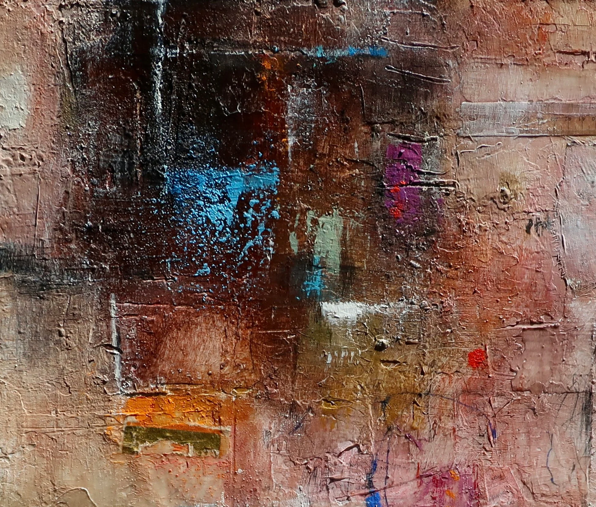 An upper middle section detail from Tamar Kander’s mixed media on canvas work, 'Chord Change'.