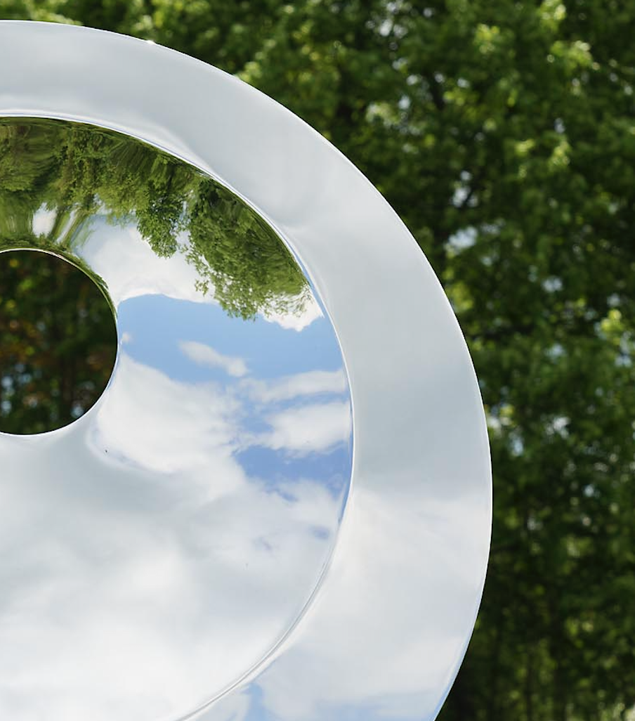 A detail image of Tarik Currimbhoy’s 316 Stainless steel kinetic work, The Eye. The upper right of the sculpture is shown here.