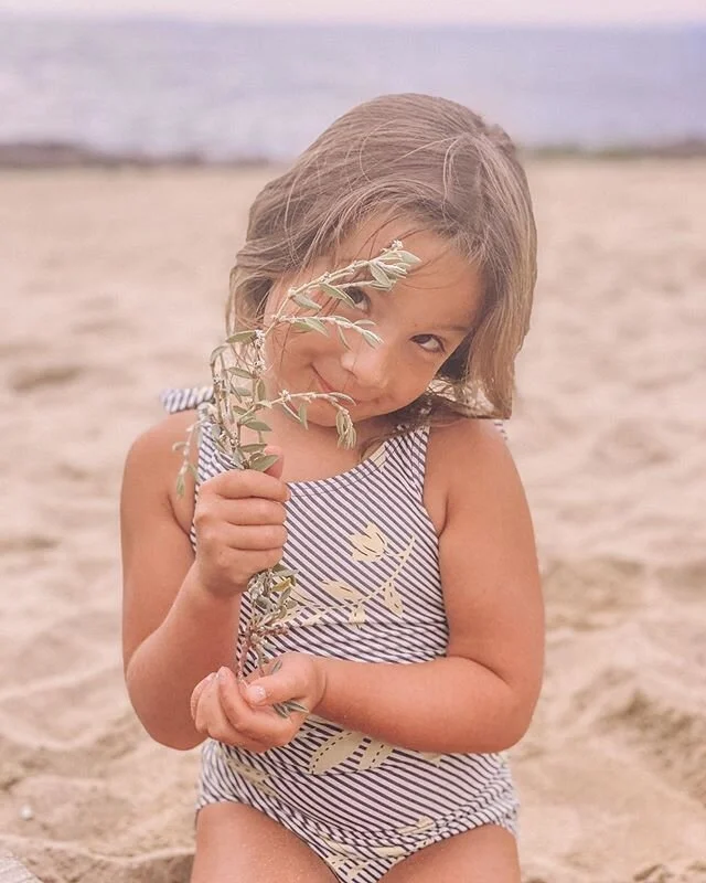 🌾
.
.
.
.
.
#beachbabe #sundayfunday #beach #sandy #beachhair #windblown #longisland #southshore #greatsouthbay #kidsofinstagram #playoutside #freshair #summer #weekendwarrior #momtographer #momlife