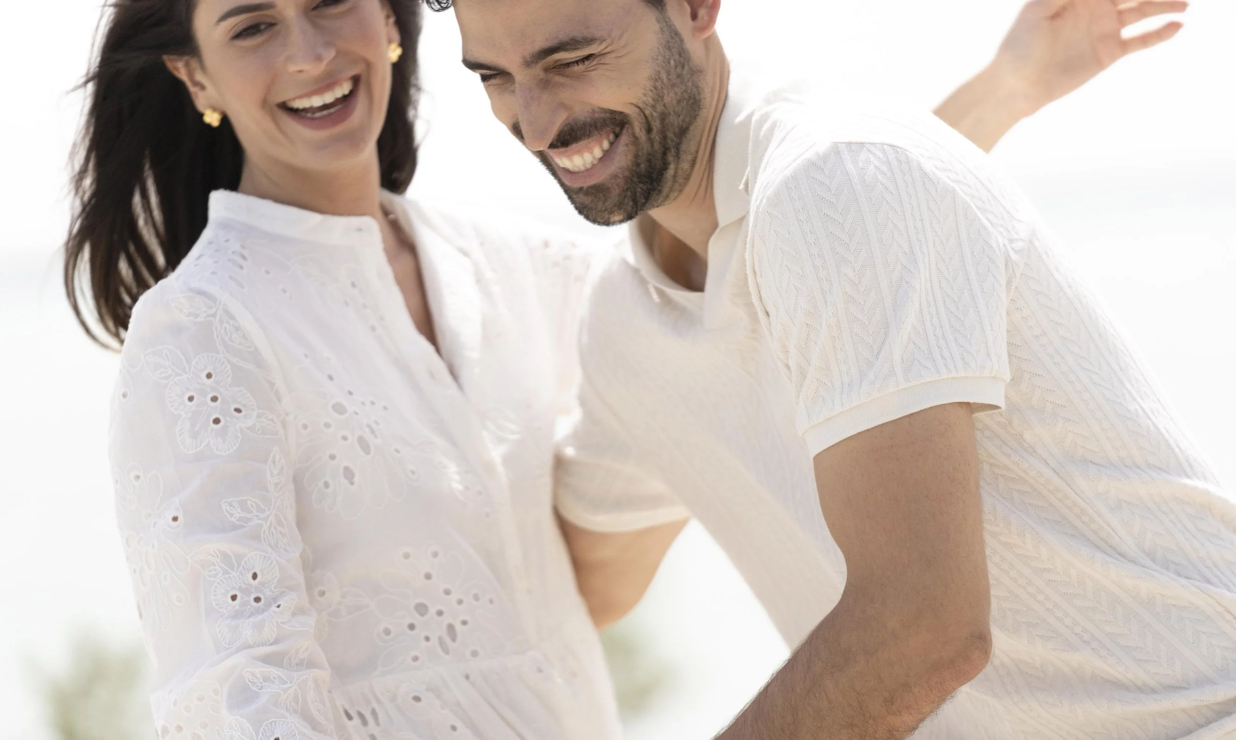FRS Model Couple on Beach 48 copy.jpg