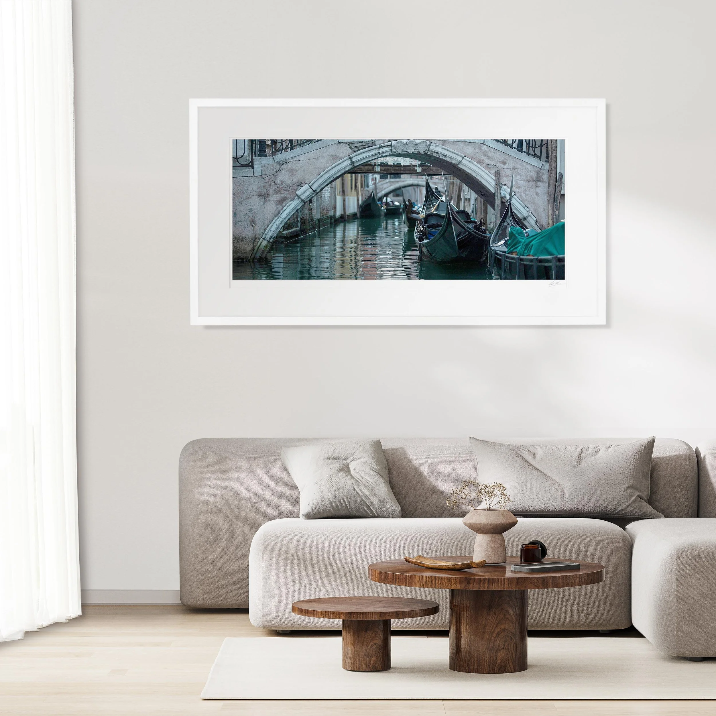 White panorama Frame mock up room Venice 1277.jpg