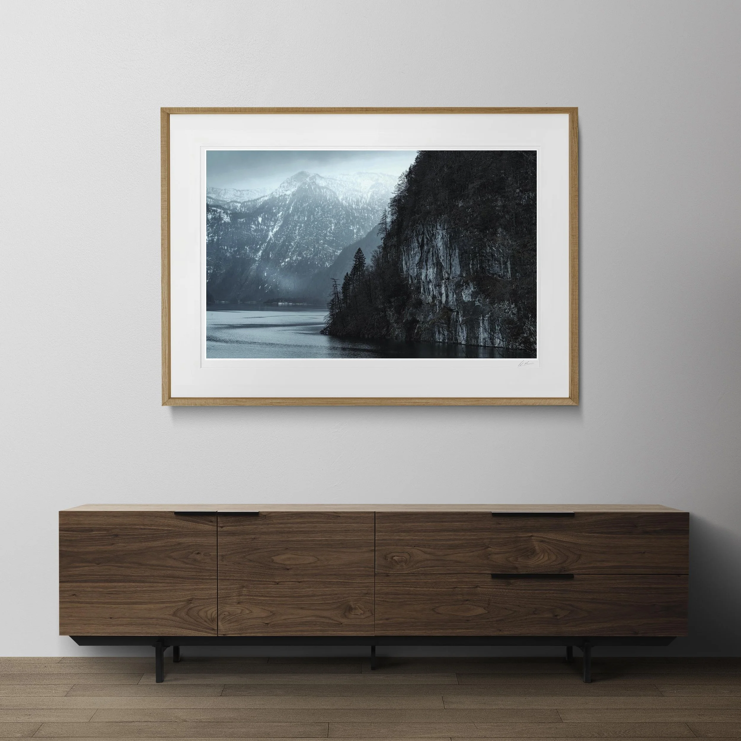 Oak Landscape Frame mock up room Koenigsee Bavaria_0069.jpg