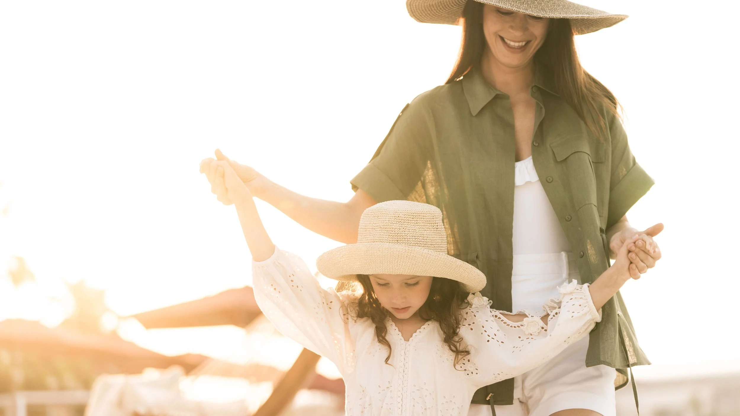 014 FSB Hotel Beach Mother Daughter 43 16x9.jpg