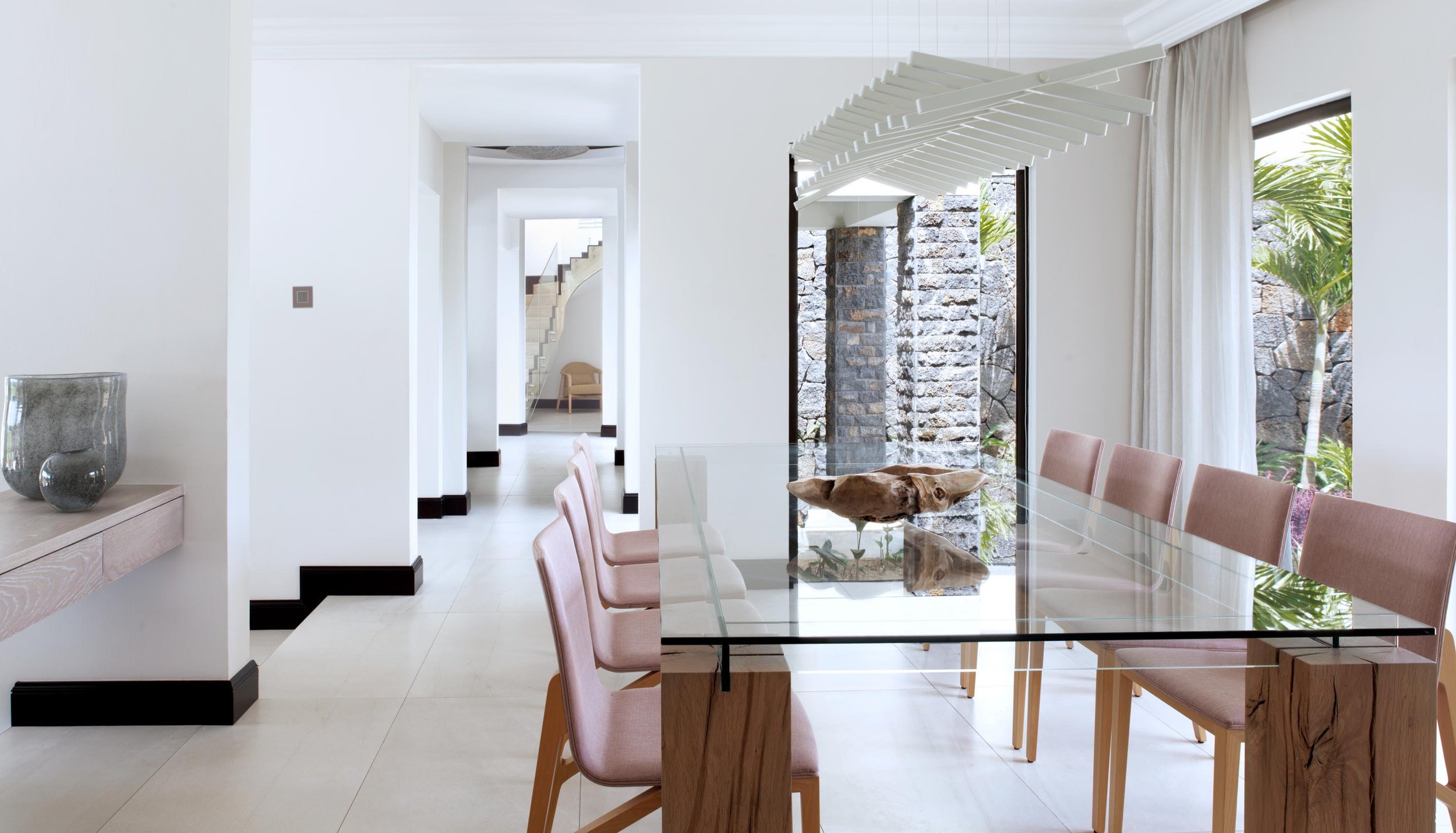 12 FSM Residence Villa Dining B_0001.jpg