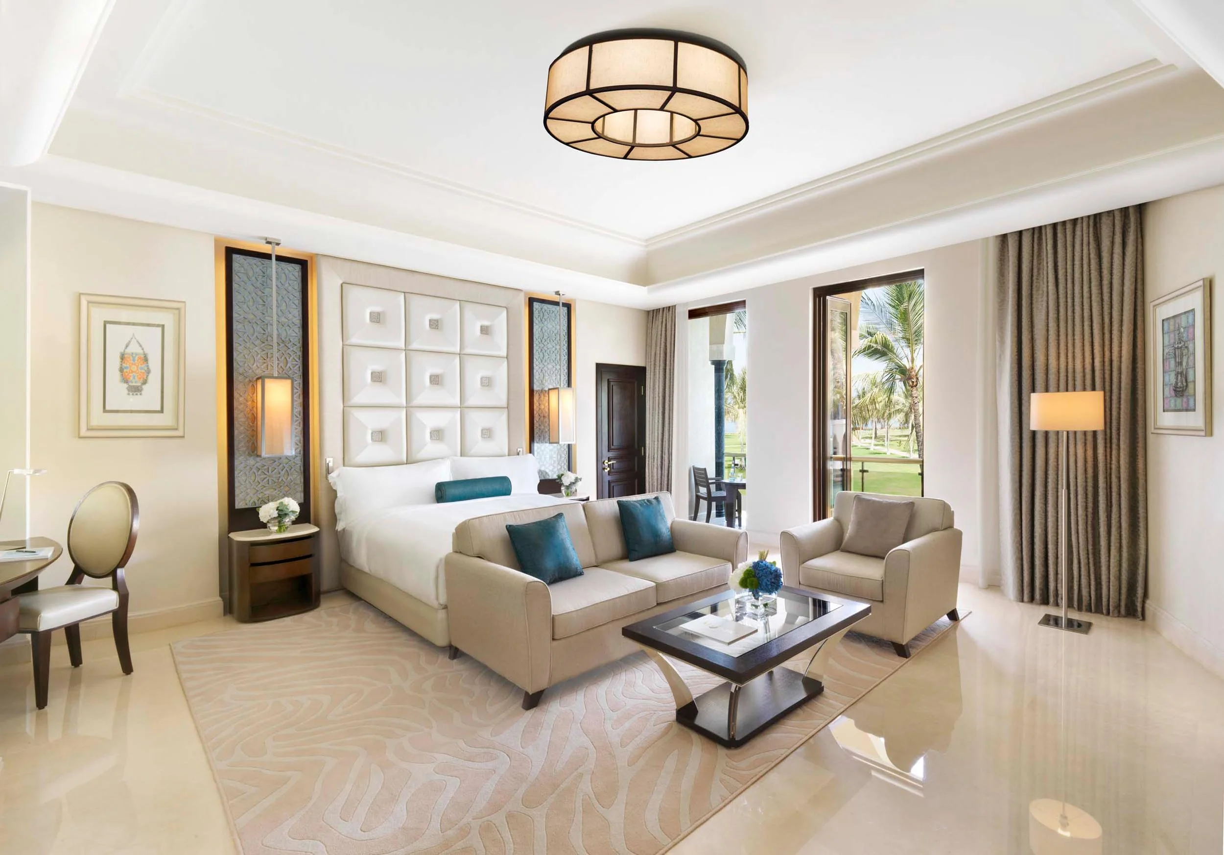 RCM Junior Suite Bedroom E_0001_V2.jpg