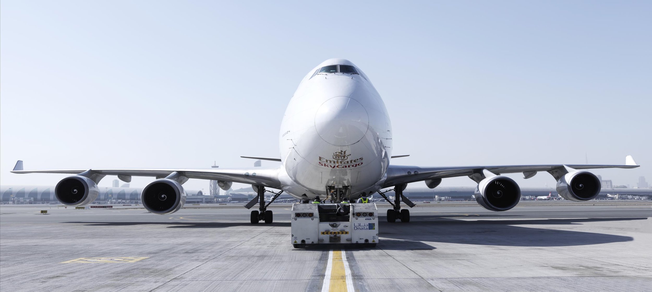 009 006 Loading 747_0102.jpg