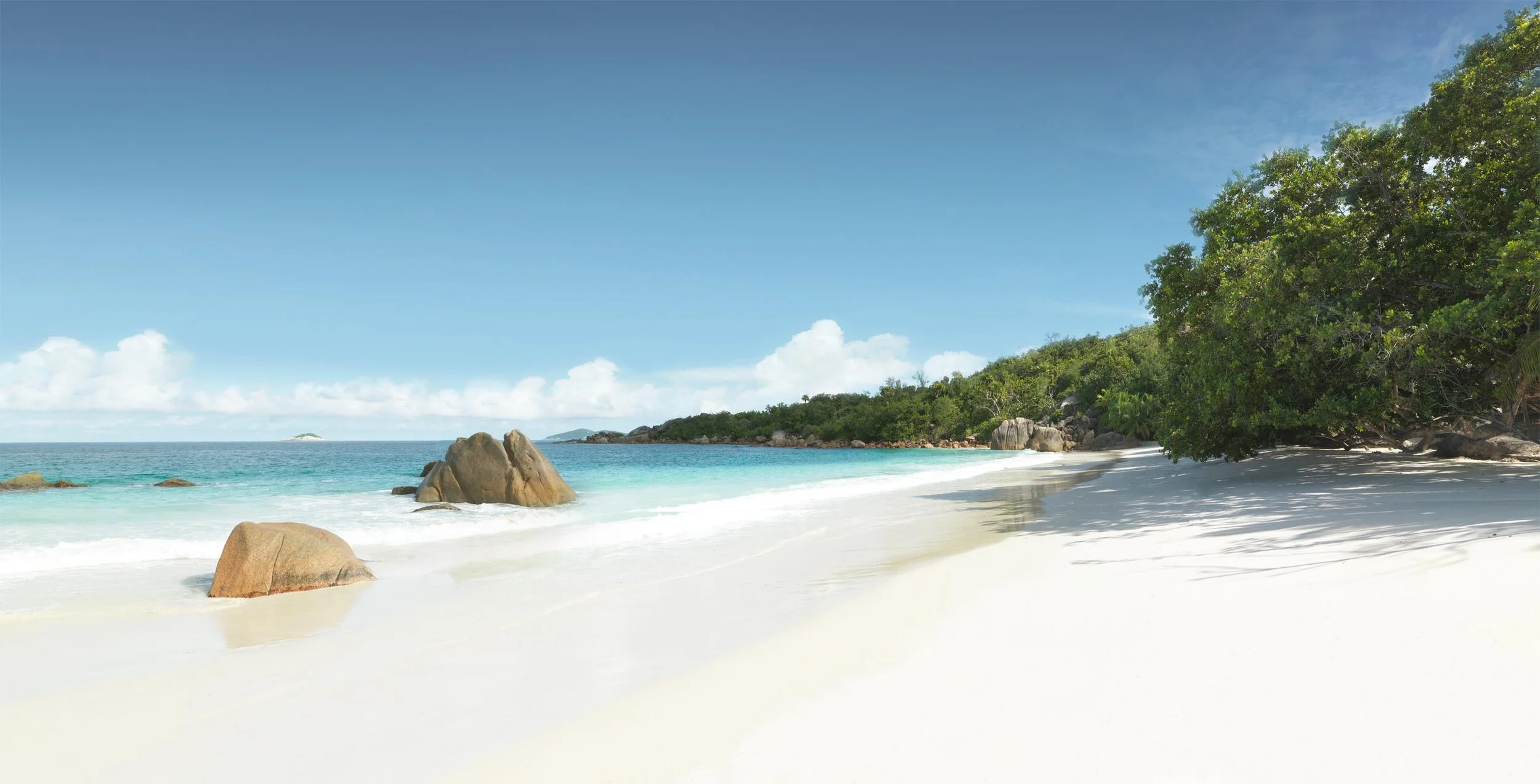 04 Anse Lazio Beach_0058_60.jpg