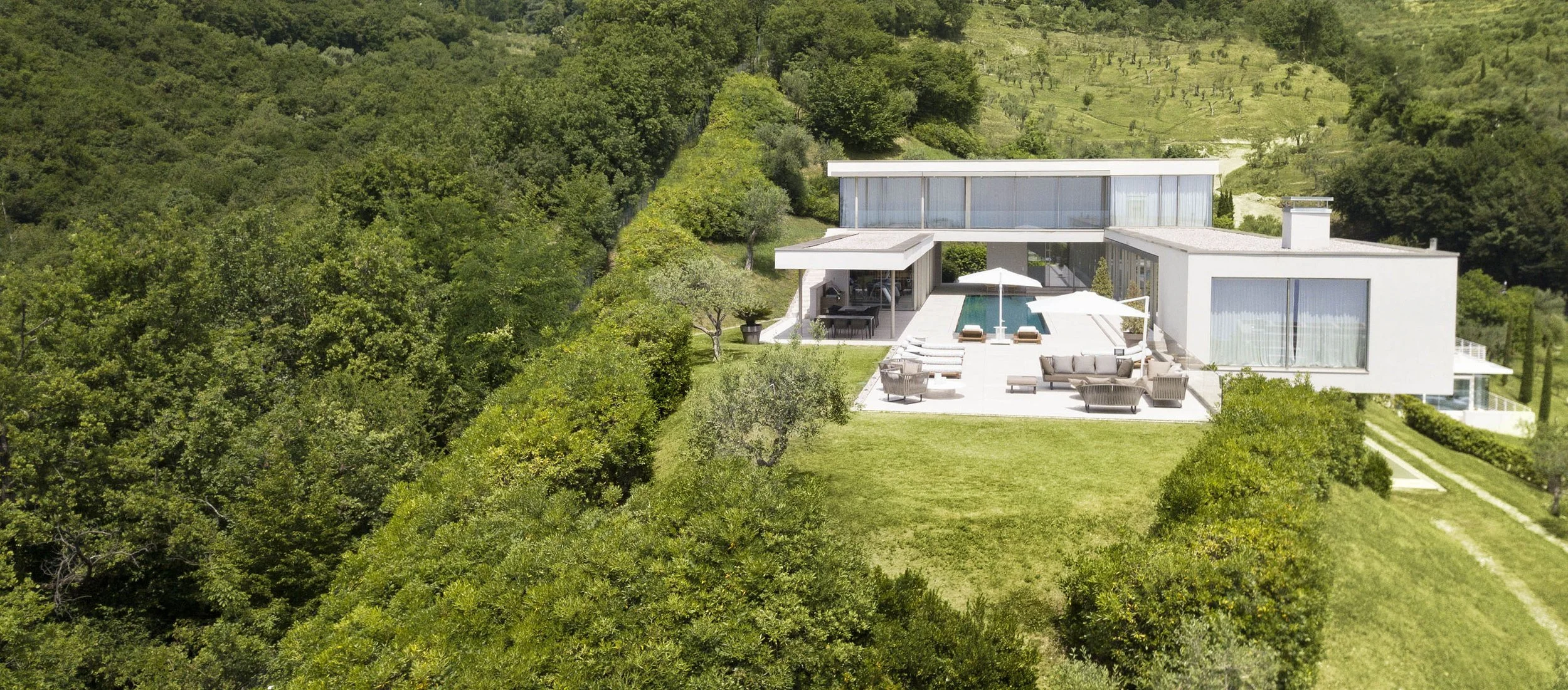 SO Exterior 08.jpg