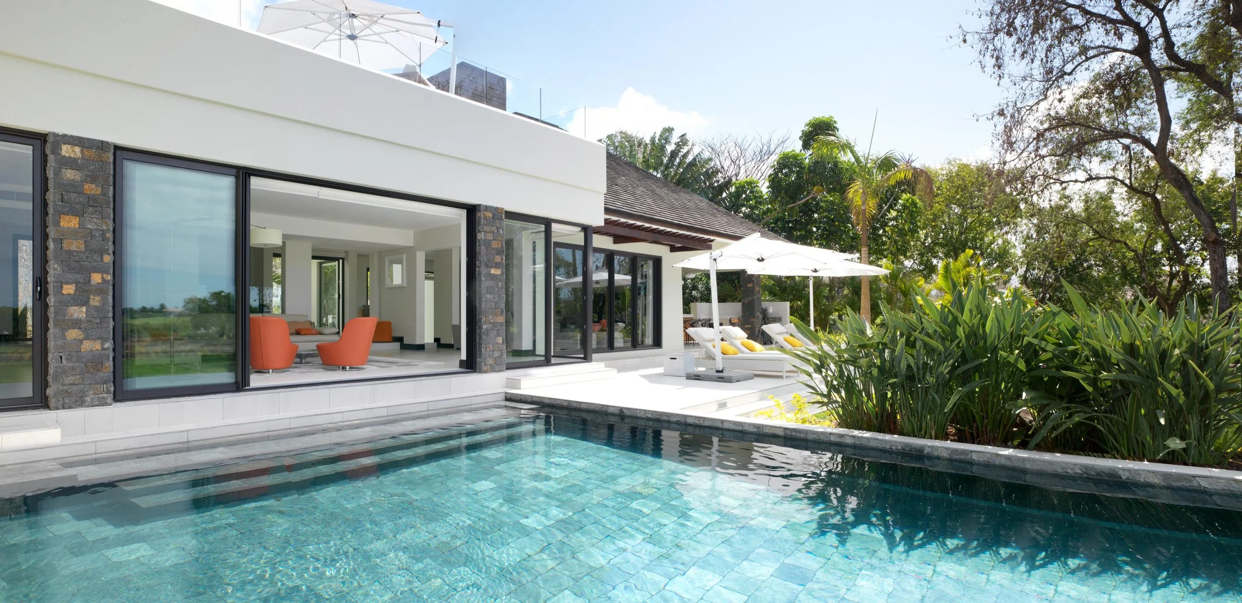 16 FSM Residence Villa Terrace_8-9.jpg