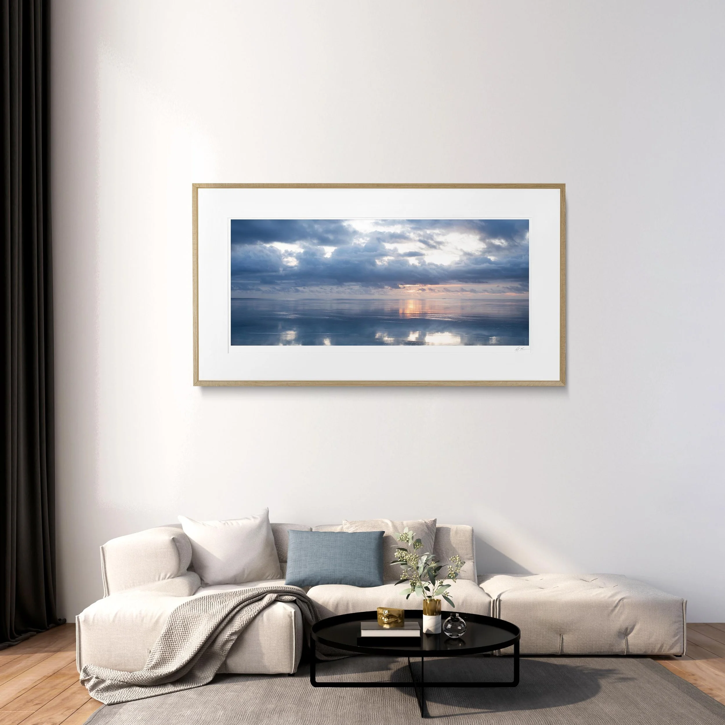 Oak Panorama Frame mock up room AT2A4525.jpg