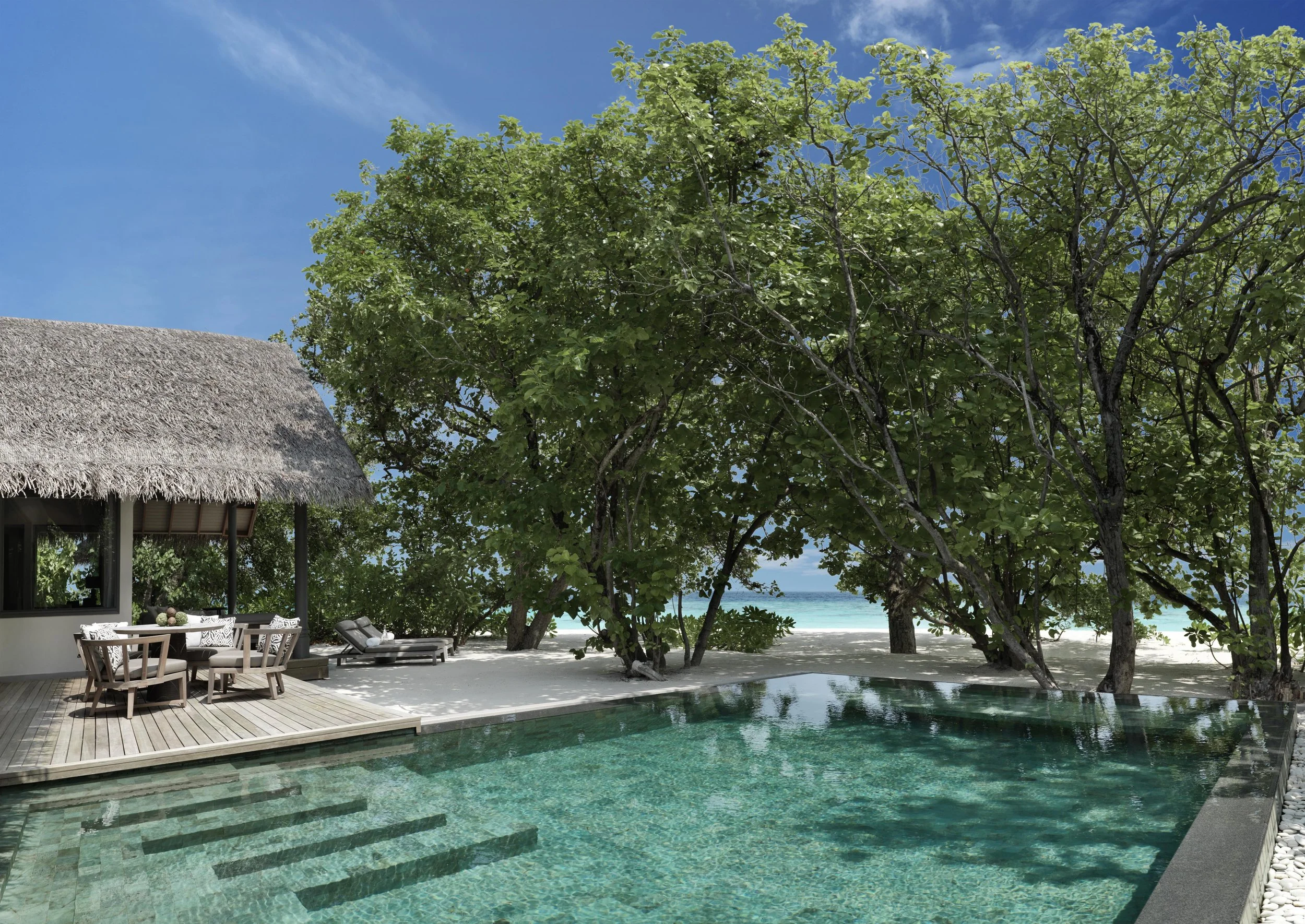 Beach Pool Suite Pool B_0001_v2.jpg
