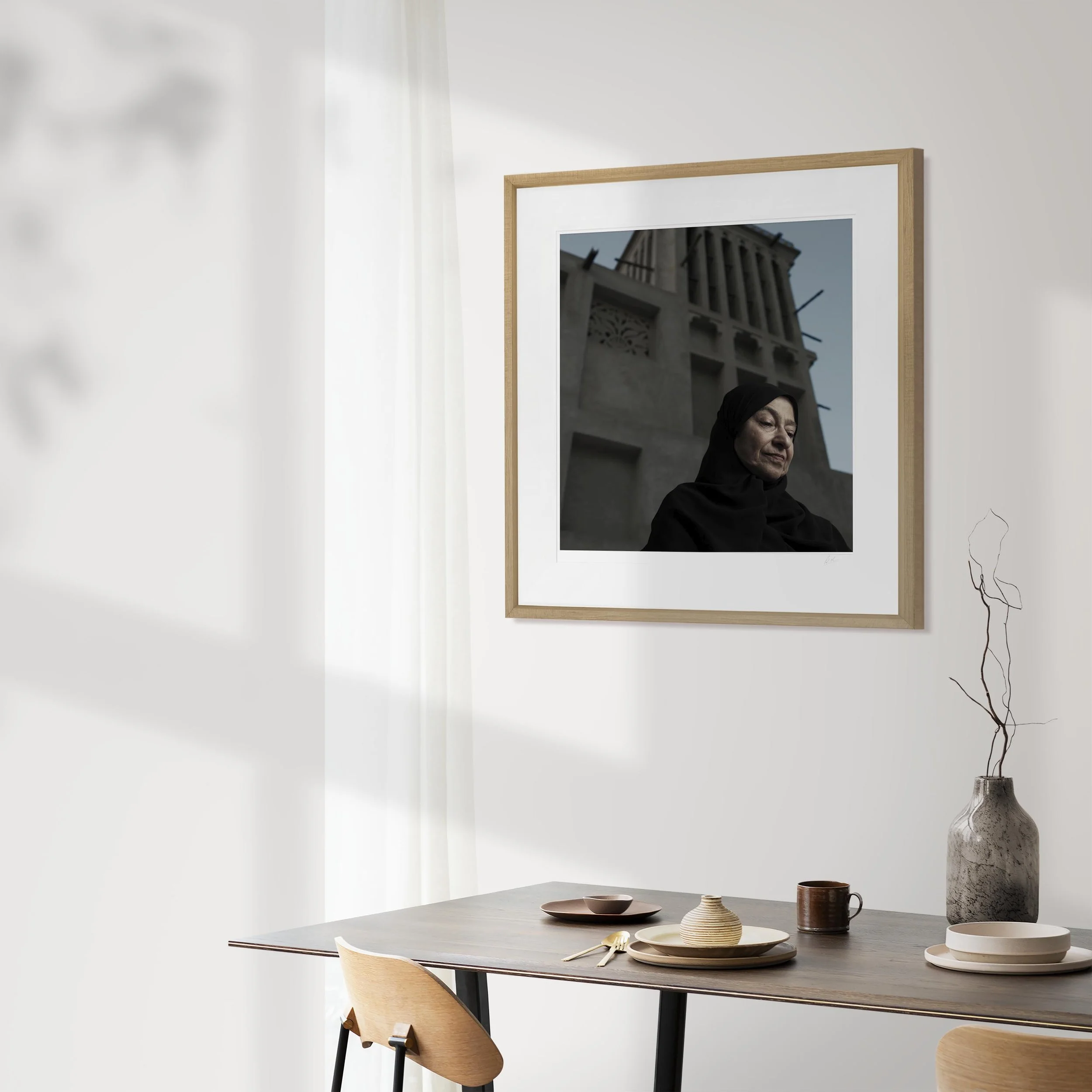 Oak Square Frame mock up room Ruquiya Bastaki 0046.jpg