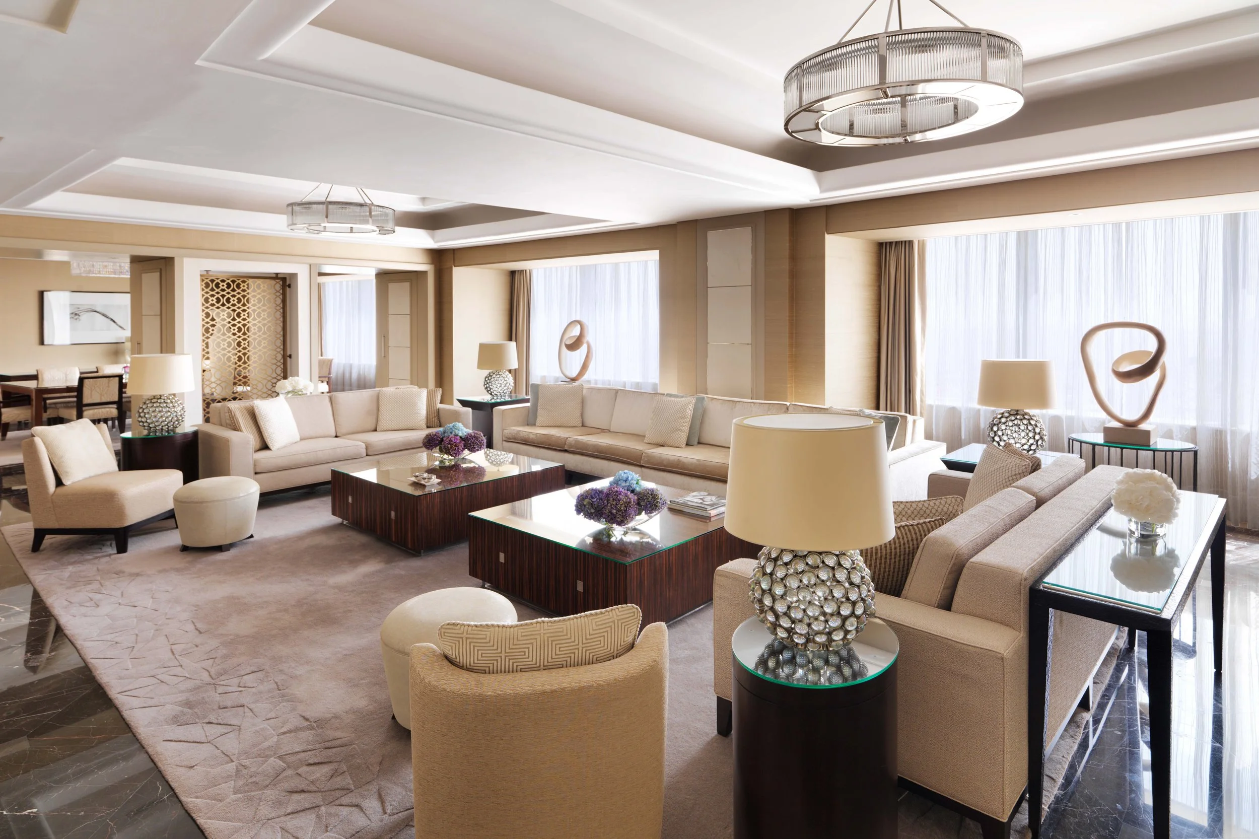 009 FSR Royal Suite Lounge A_0001 copy.jpg