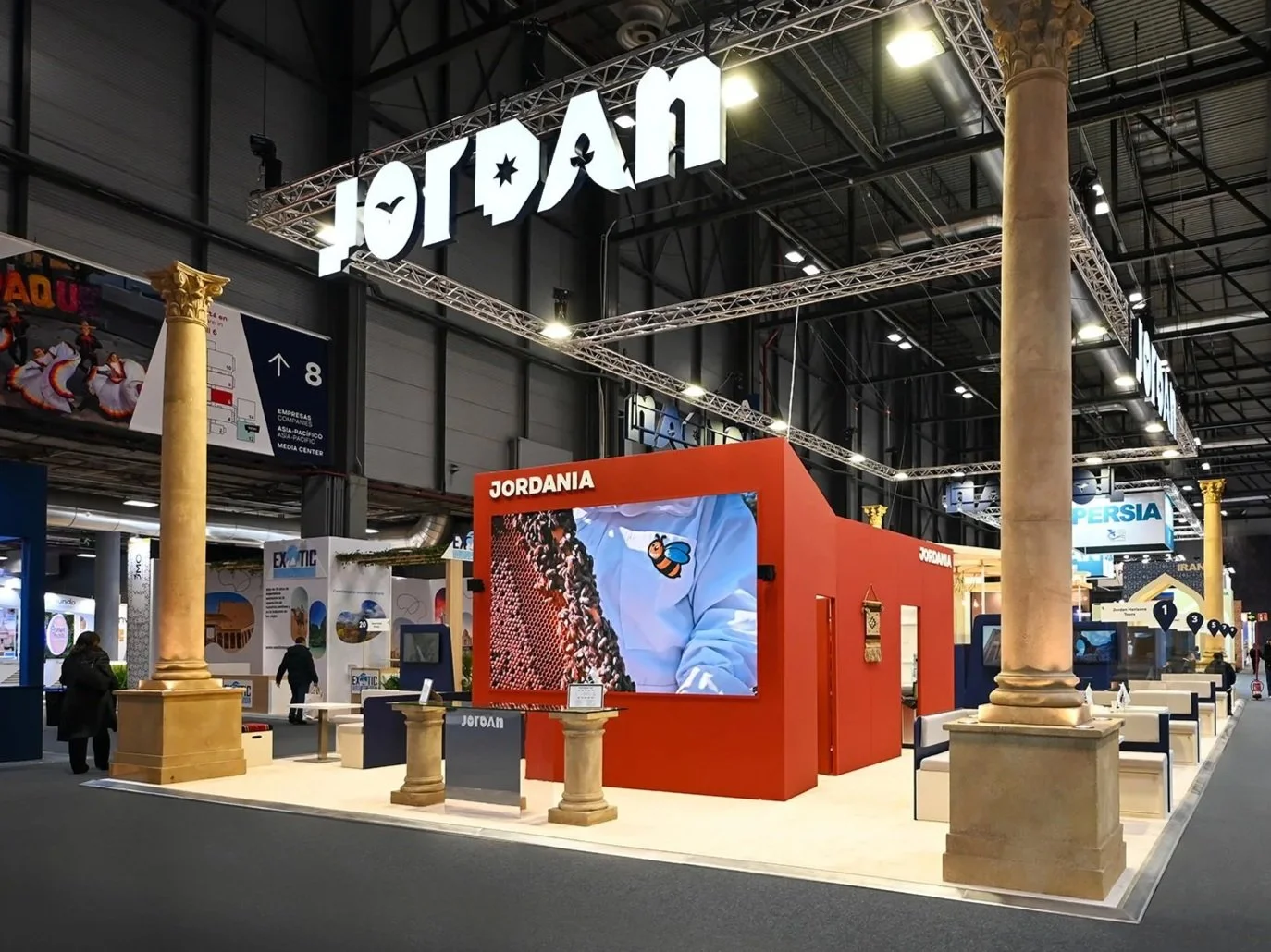 JTB-Fitur-26-003+RT.jpg