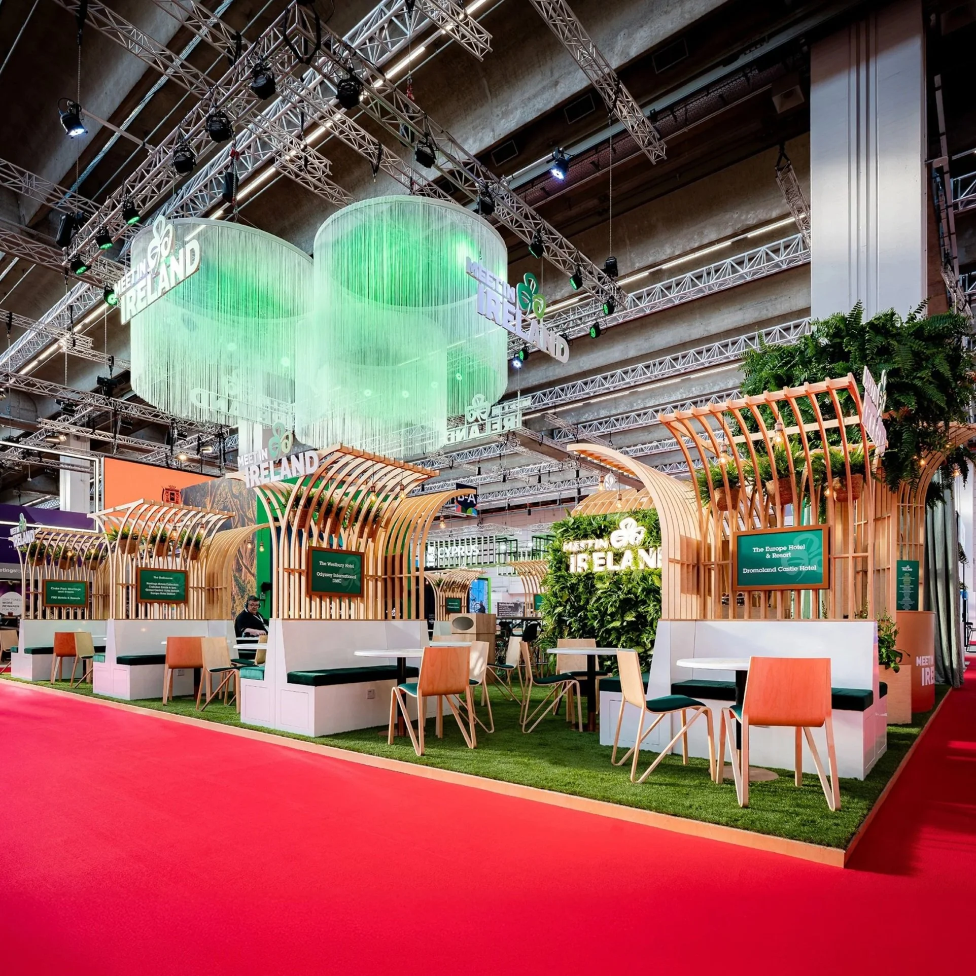 Meet-in-Ireland-IMEX-FF-26-LR-001-RT-Ext.jpg
