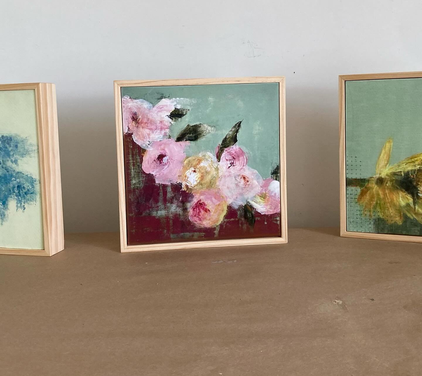 Framing up botanical and barnyard prints along with original paintings for the  East Bay Open Studios both Saturday and Sunday June 1-2 from 11-5.
.
.
.
#eastbayopenstudios #botanicalprintsforsale #newwork #gottohaveart #interiordesign #curator #orig
