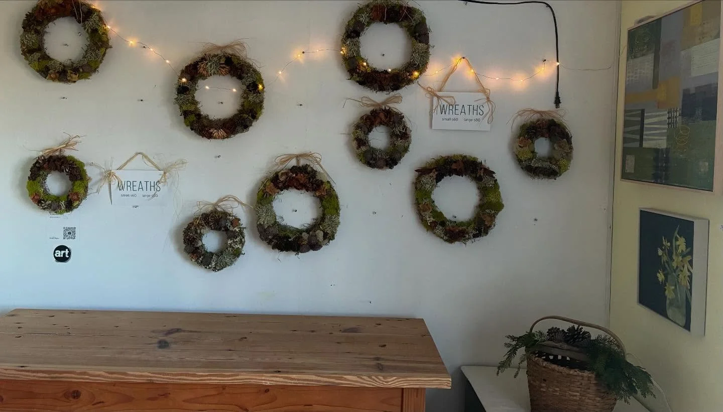 Open Studio beginning today at 11:00-5:00. Tomorrow as well. I look forward to seeing you! 
.
.
.#eastbayopenstudios #giftsforgivingandgetting#gicleeprints #originalartwork #mixedmediaartist #floraandfaunadriedwreaths