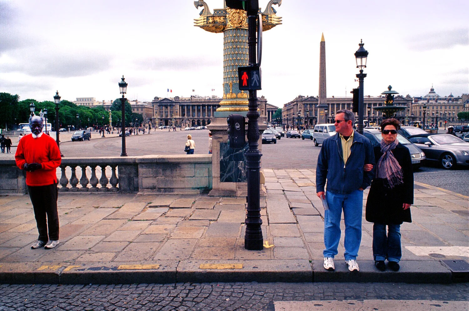 Red Men, Place de la Concorde