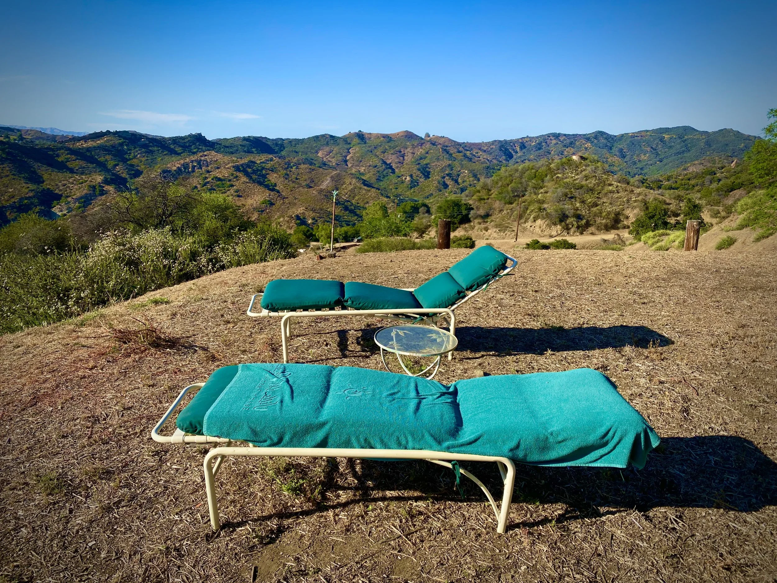 Topanga Lounging Sector