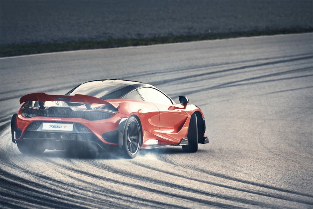 11861-McLaren-765LT.jpg