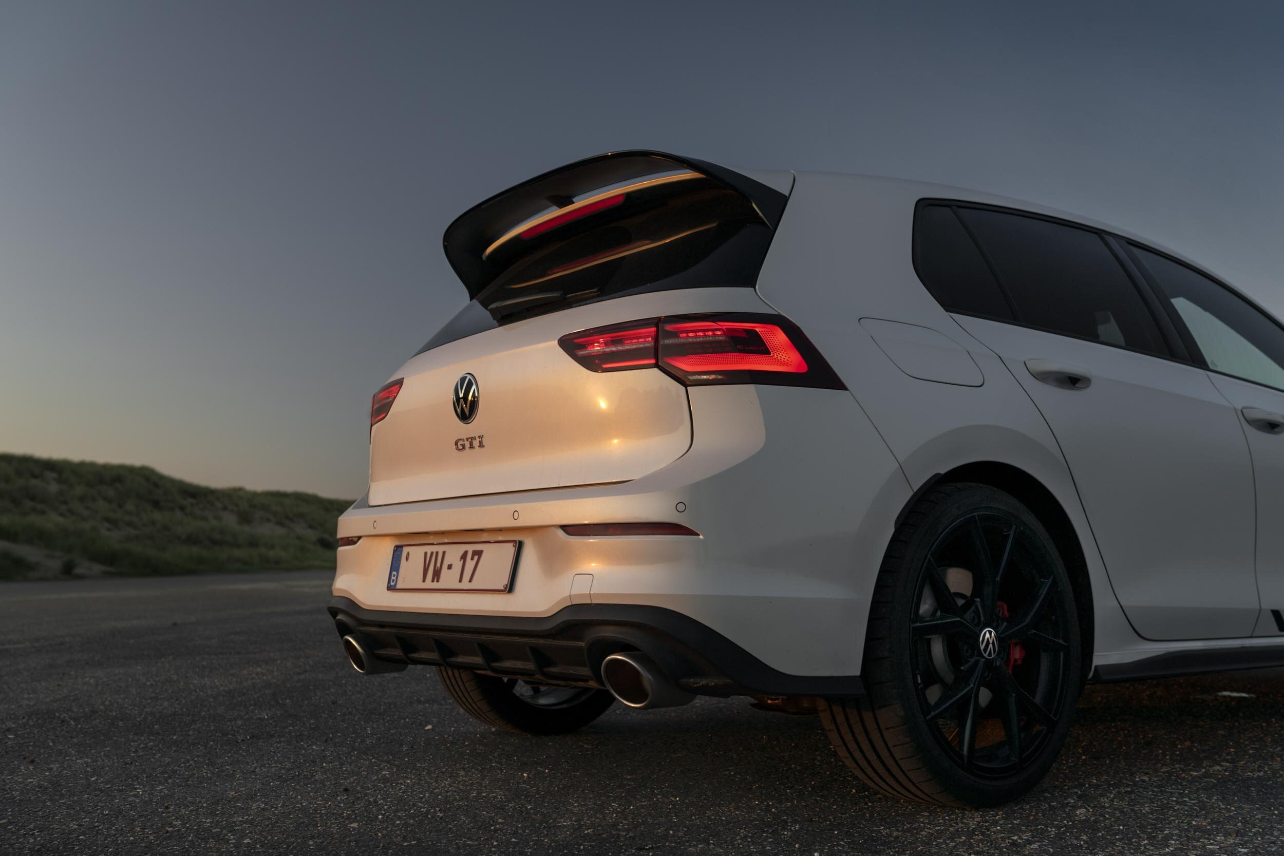 2021 Volkswagen Golf GTI Clubsport turns up the heat on the popular hot  hatch