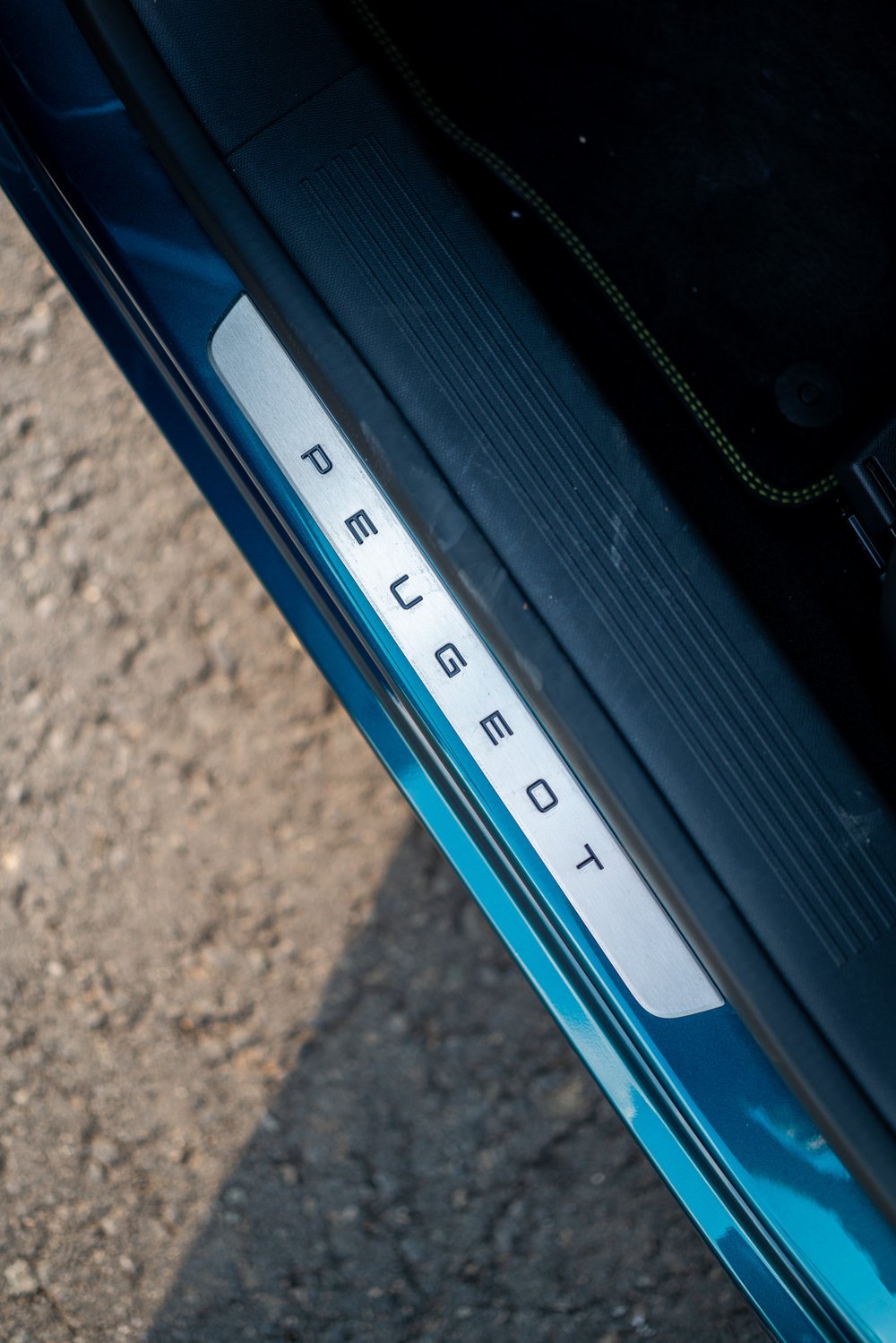 Peugeot 408 GT PHEV Door Trim