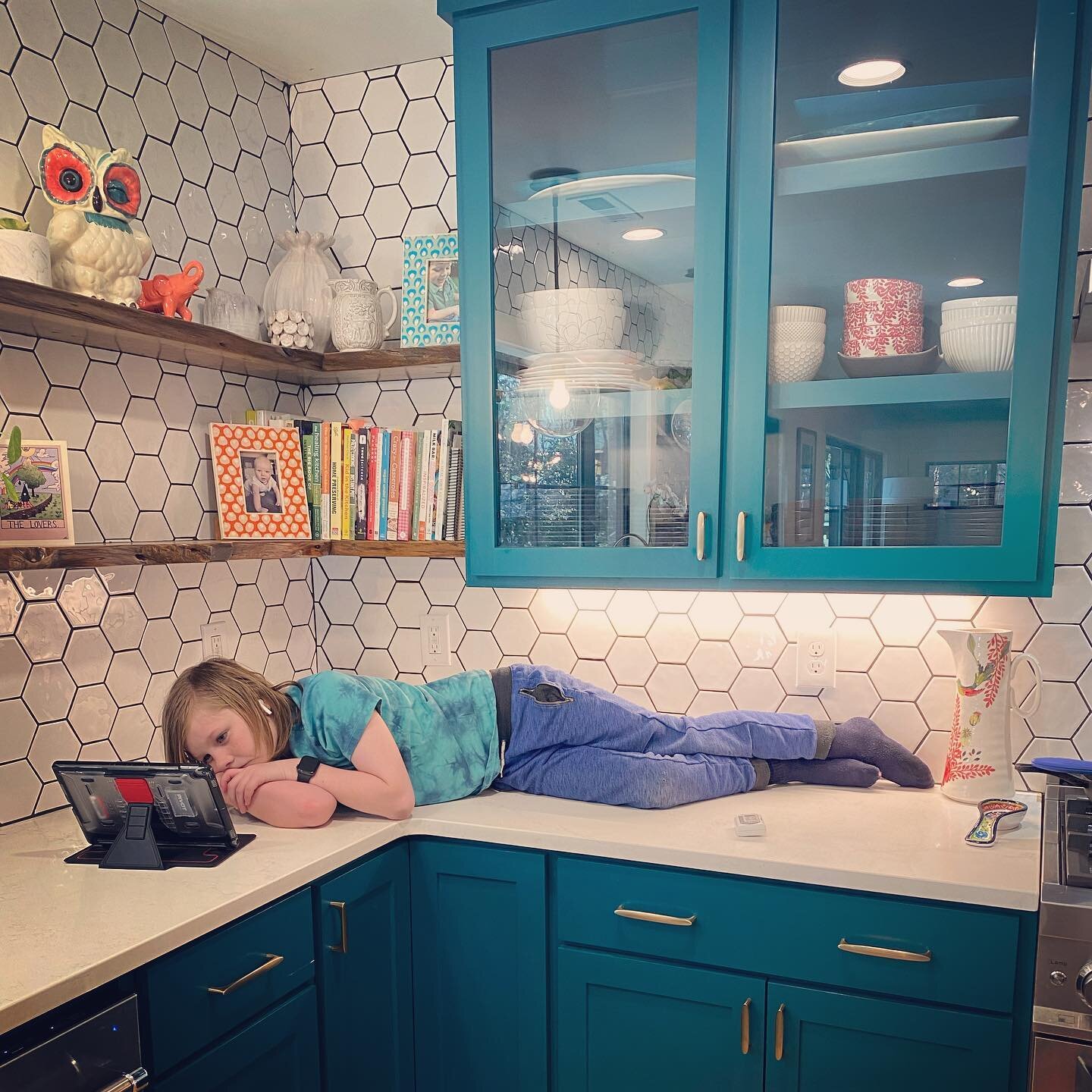 I mean, I&rsquo;m not here to question anyone&rsquo;s life choices&hellip; but sometimes this kid really has me stumped. 😂

#willthethrill #bigwilliestyle  #marchestothebeatofhisowndrum #iamhereforit #youdoyouboo