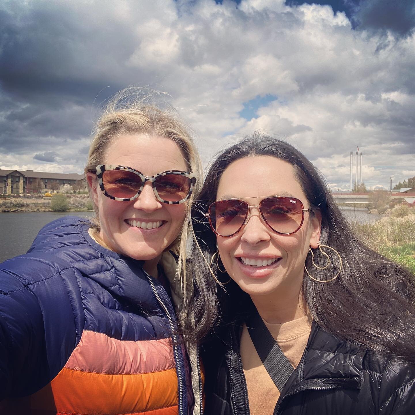 When your friend hops on a flight to see you for just one night with the explanation of, &ldquo;you&rsquo;ve been quiet, I just wanted to check on you&rdquo;&hellip; you know she&rsquo;s a keeper.💞

Love you @amariehall , thank you for knowing me so