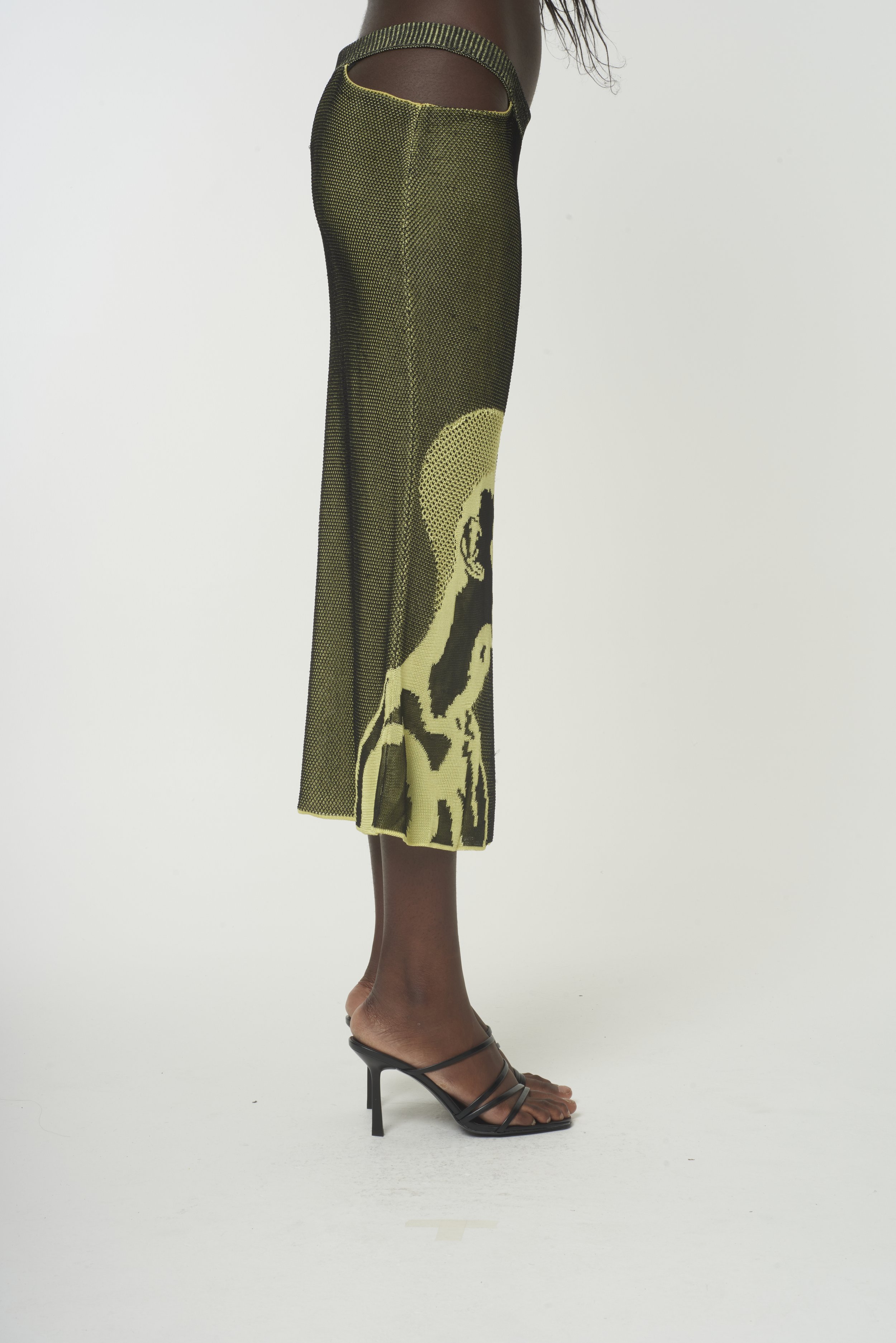 Chet Lo SS2410151.jpg