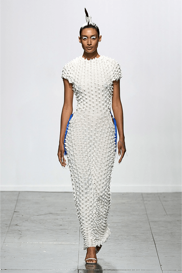 https---hypebeast.com-image-2023-09-chet-lo-spring-summer-2024-menswear-womenswear-london-fashion-week-runway-interview-23.png