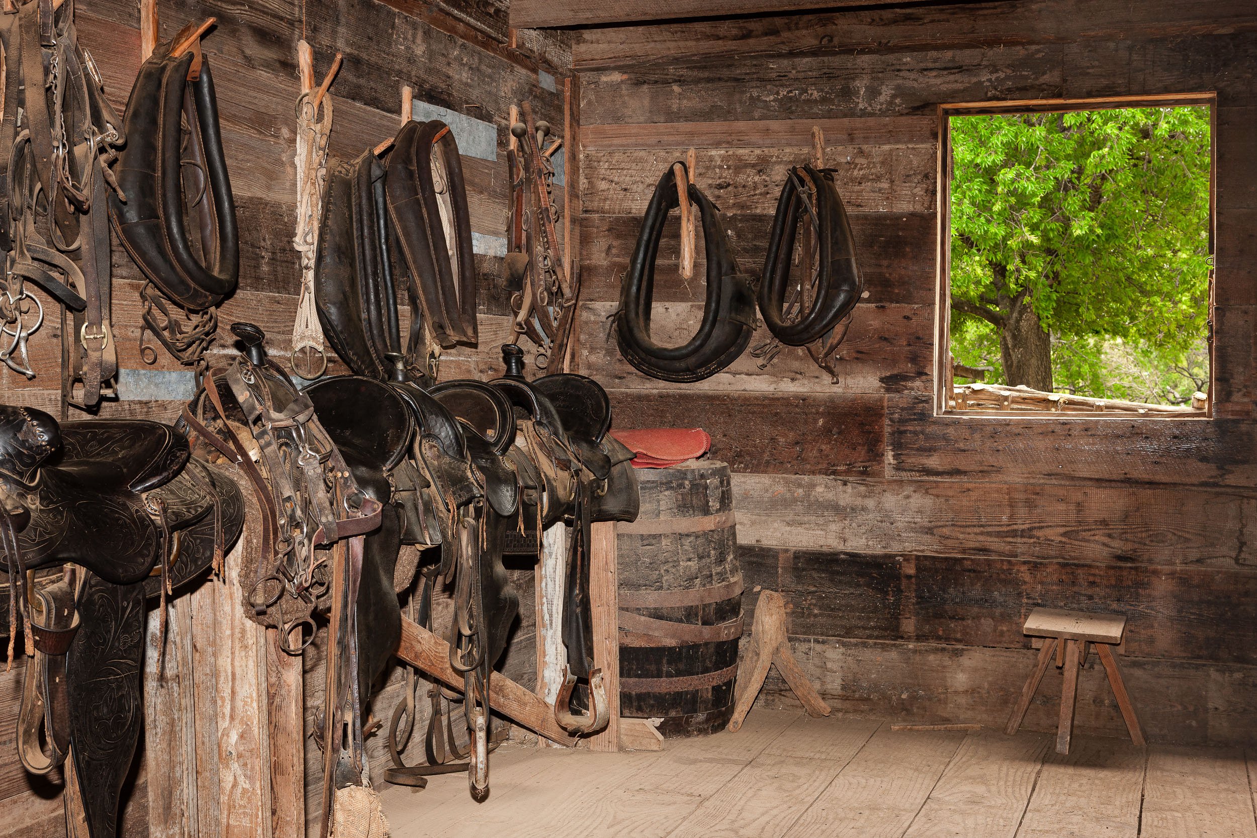 Tack Room, Texas Hill Country    L04-0051A