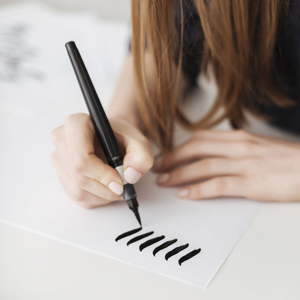 Apprendre la calligraphie — Calliphanie