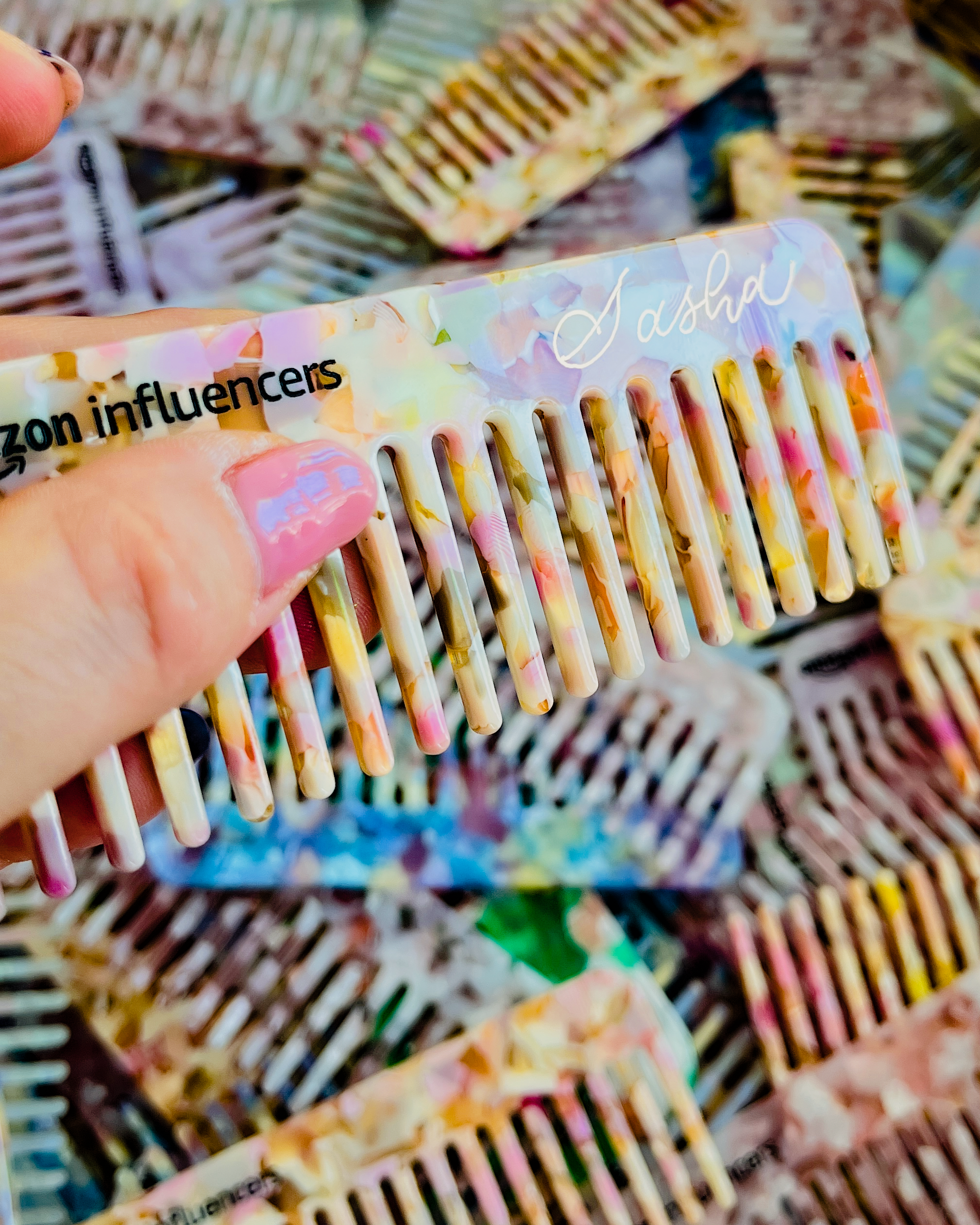 Personnalisation d'objets et cadeaux d'événements calligraphie pour tous vos événements corporate