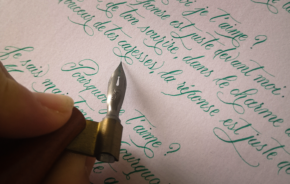 Combien ça coûte de faire appel à un(e) calligraphe ? — Calliphanie