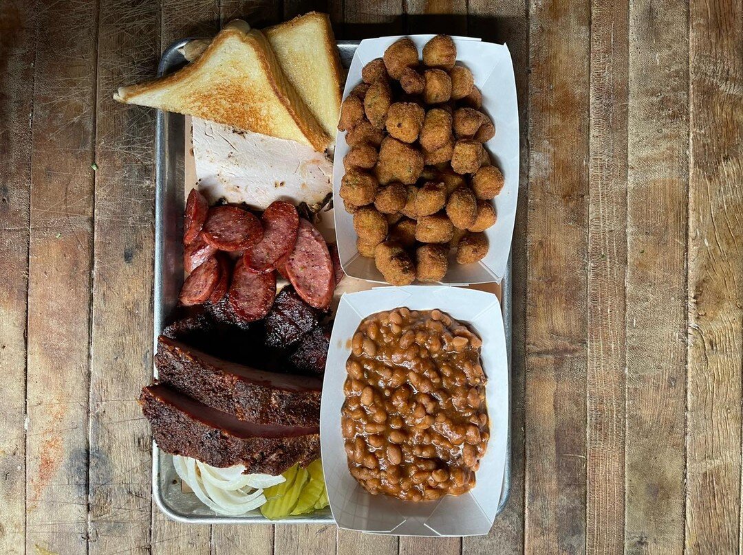 Don&rsquo;t make Dad cook on his big day! Call us to reserve your family&rsquo;s Father&rsquo;s Day bbq!

903-432-9000

#fathersday #bbqlovers #easttexas #bbq #texasbbq #cedarcreeklaketx #brisket #cedarcreeklake #cedarcreek #smokedmeat