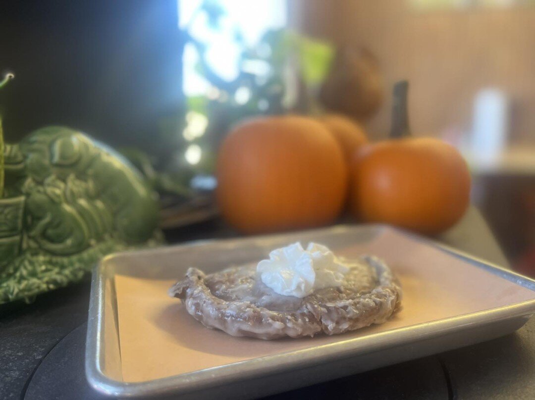 Fall is here, and with it come our brand new Fried Pumpkin Pies!!! Come out and enjoy the flavors of Autumn and help usher in these cooler temperatures!

#easttexas #cedarcreeklaketx #cedarcreeklake #cedarcreek #friedpies #fall #pumpkinspice #pumpkin