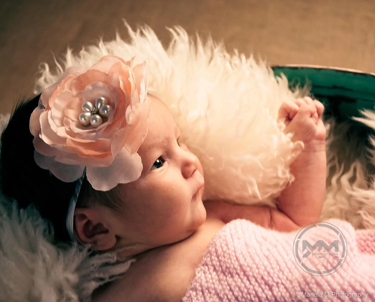 When I work with newborn babies, something fascinating happens in my heart: I get a sense of happiness that I can&rsquo;t explain. Thank you to all the moms that trust me with their precious babies. Their trust is a privilege I take very seriously.