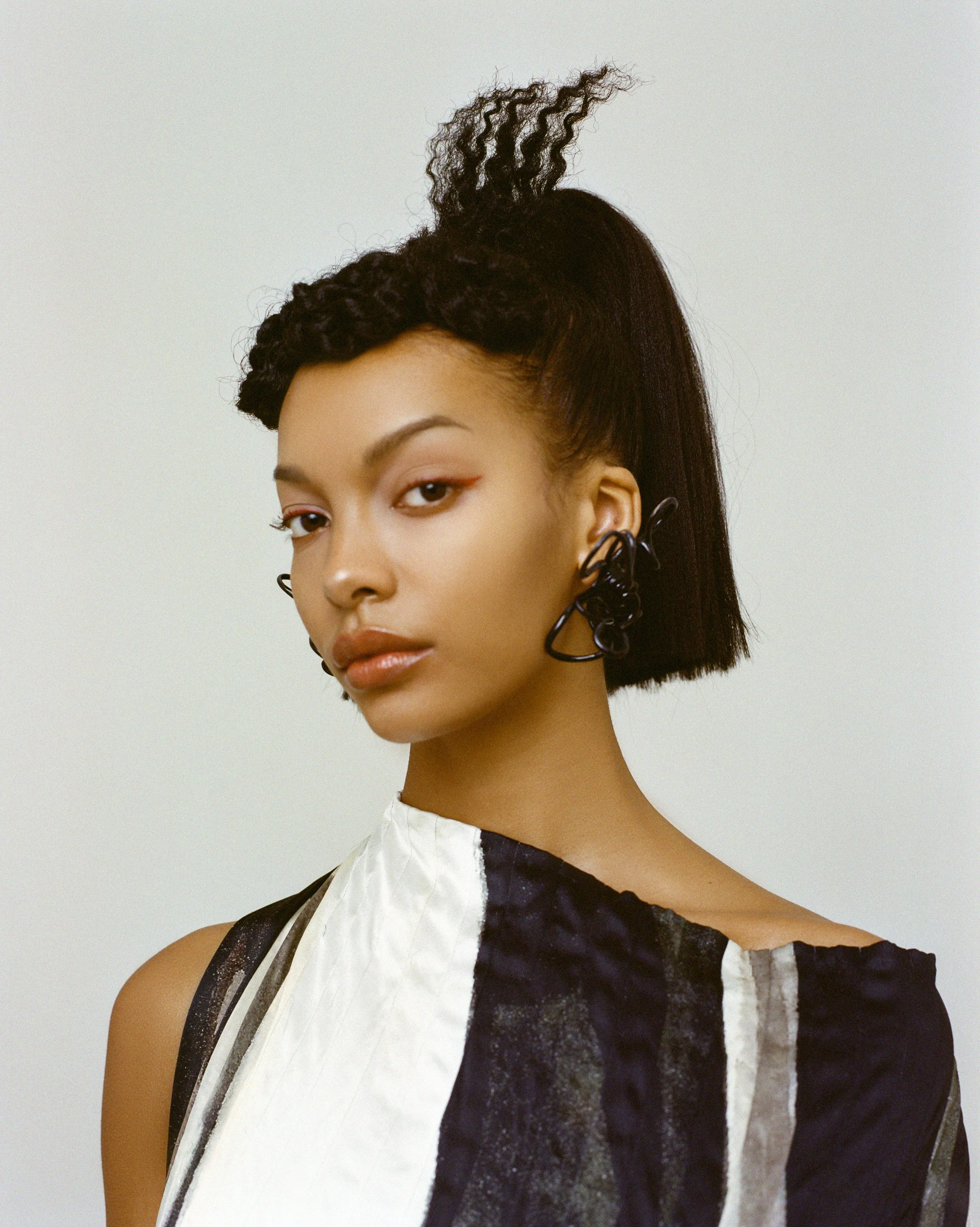 Elianel Clinton x Amanda Louis