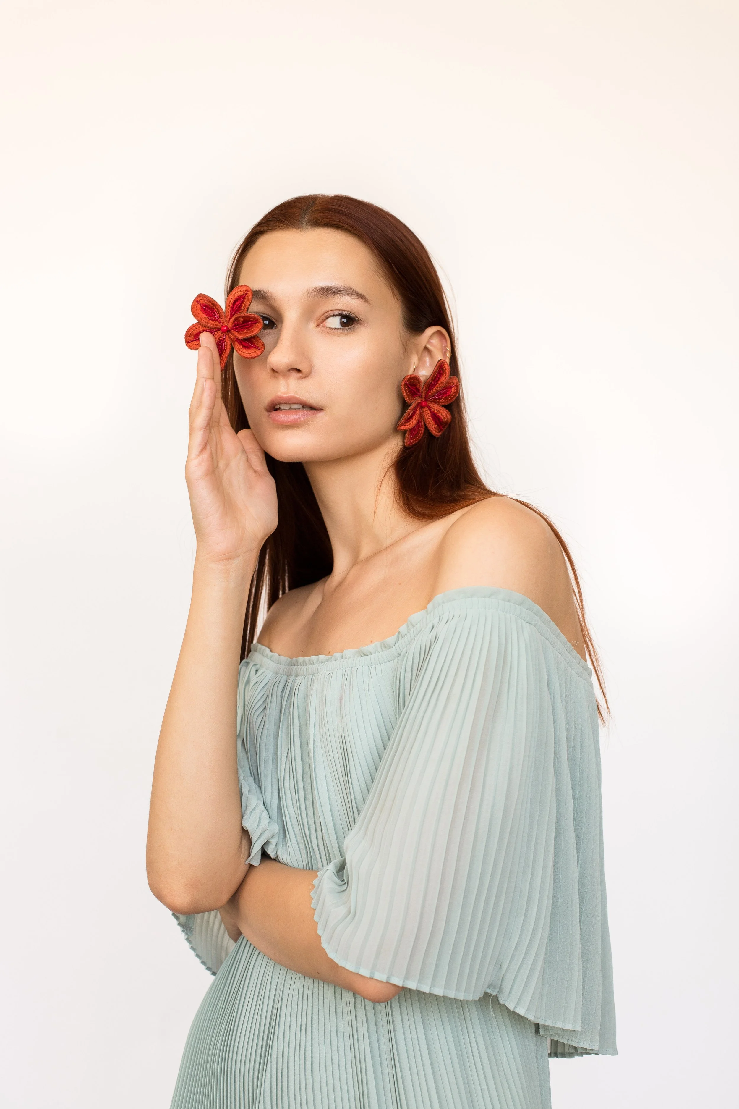 Yuliia x Amanda Louis