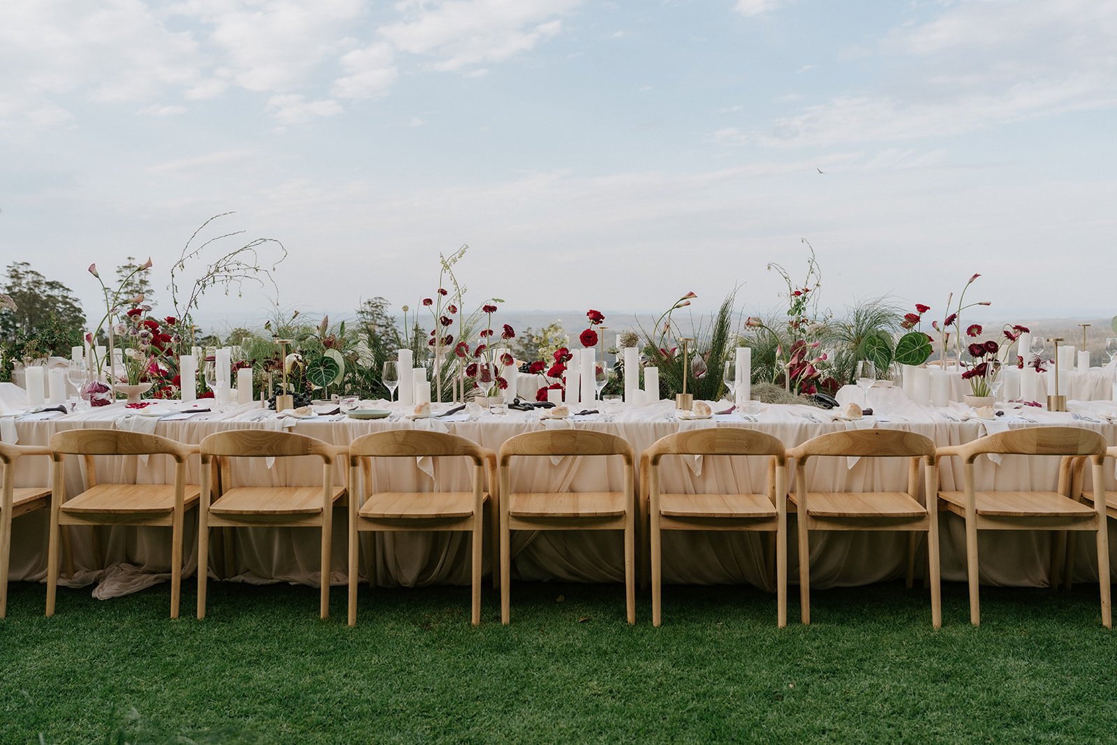 The Dairy Ravensbourne, Ravensbourne Wedding, Poesia Studio, Wedding Flowers, Toowoomba Wedding Venue, Ravensbourne Wedding Florist, Toowoomba Wedding Florist, Modern Wedding Flowers, Wedding Flowers, Wedding Florist, Bronte McVeigh Photography, Oliv