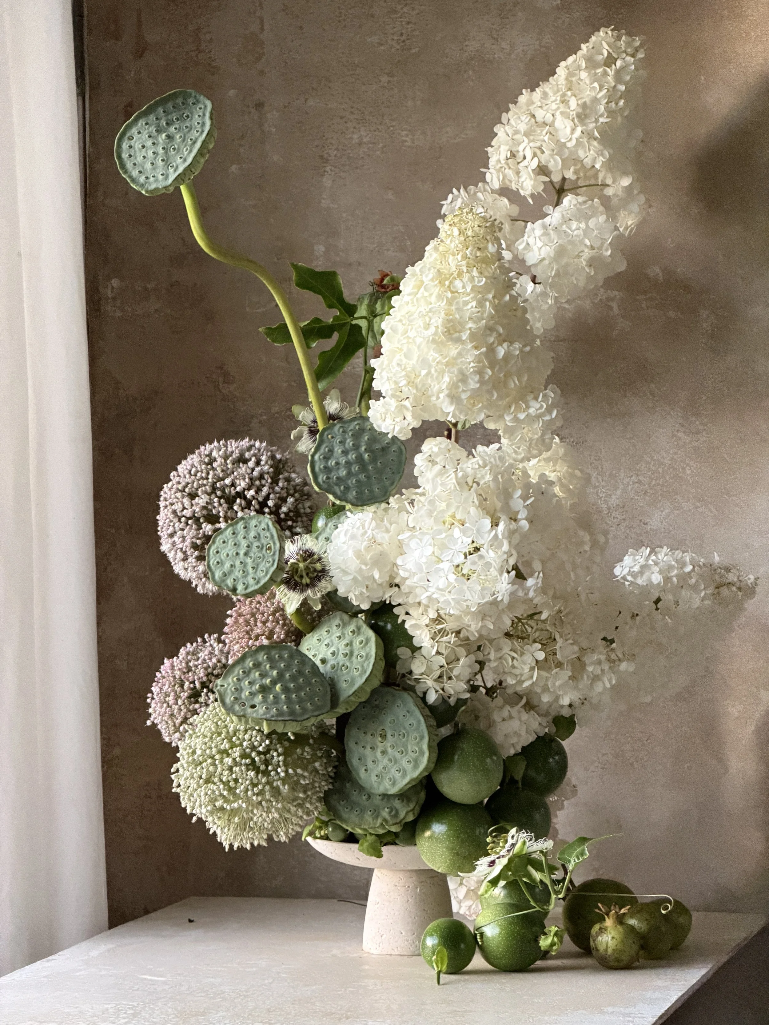 Poesia Studio, Floral Design, modern floral design, floral design studio, Maleny Wedding Florist, Noosa Wedding Florist, Byron Bay Wedding Florist, Ravensbourne Wedding Florist, Toowoomba Wedding Florist