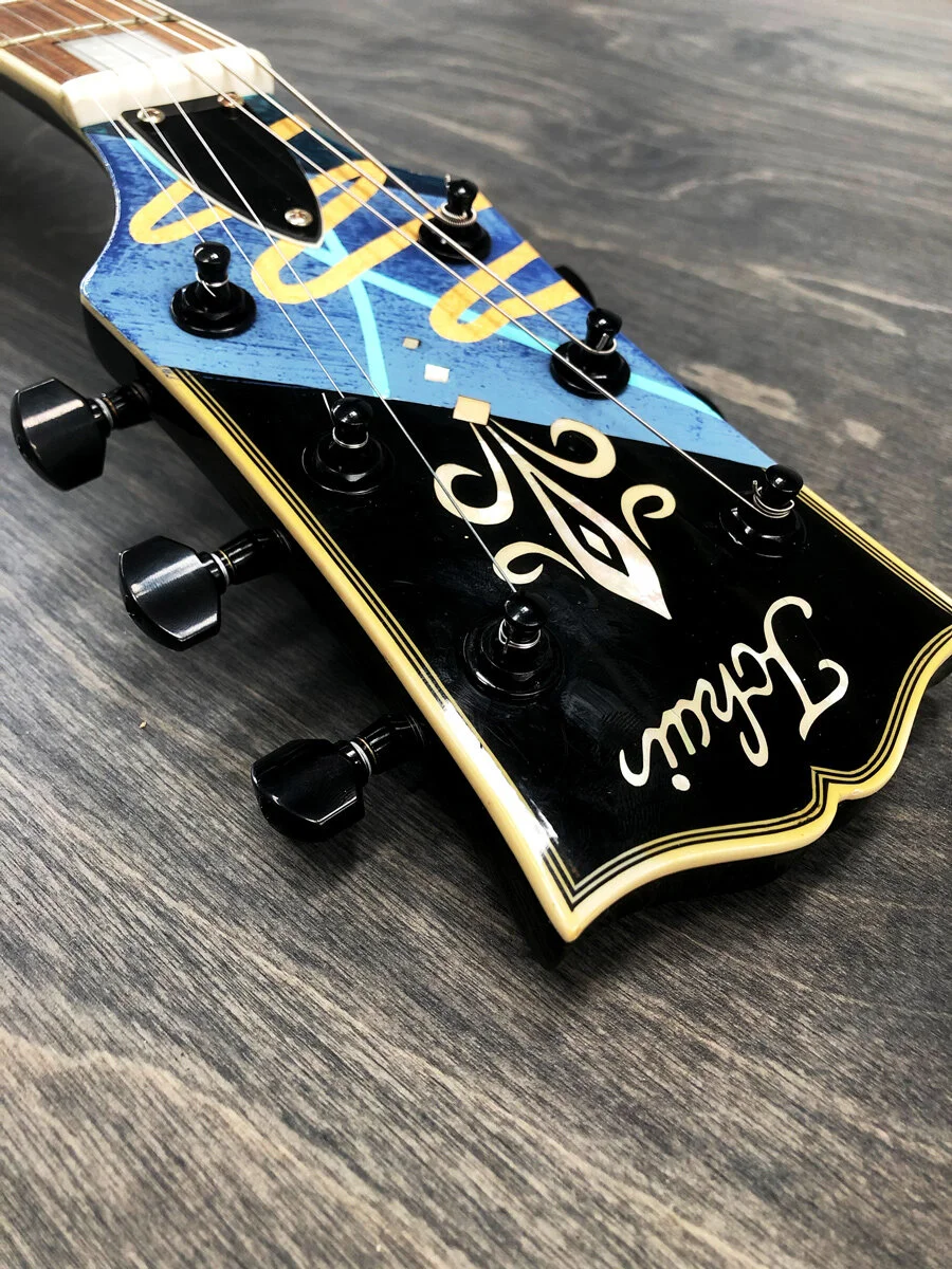 Brett-Piva-Artist_Les-Paul-Guitar_05.jpg
